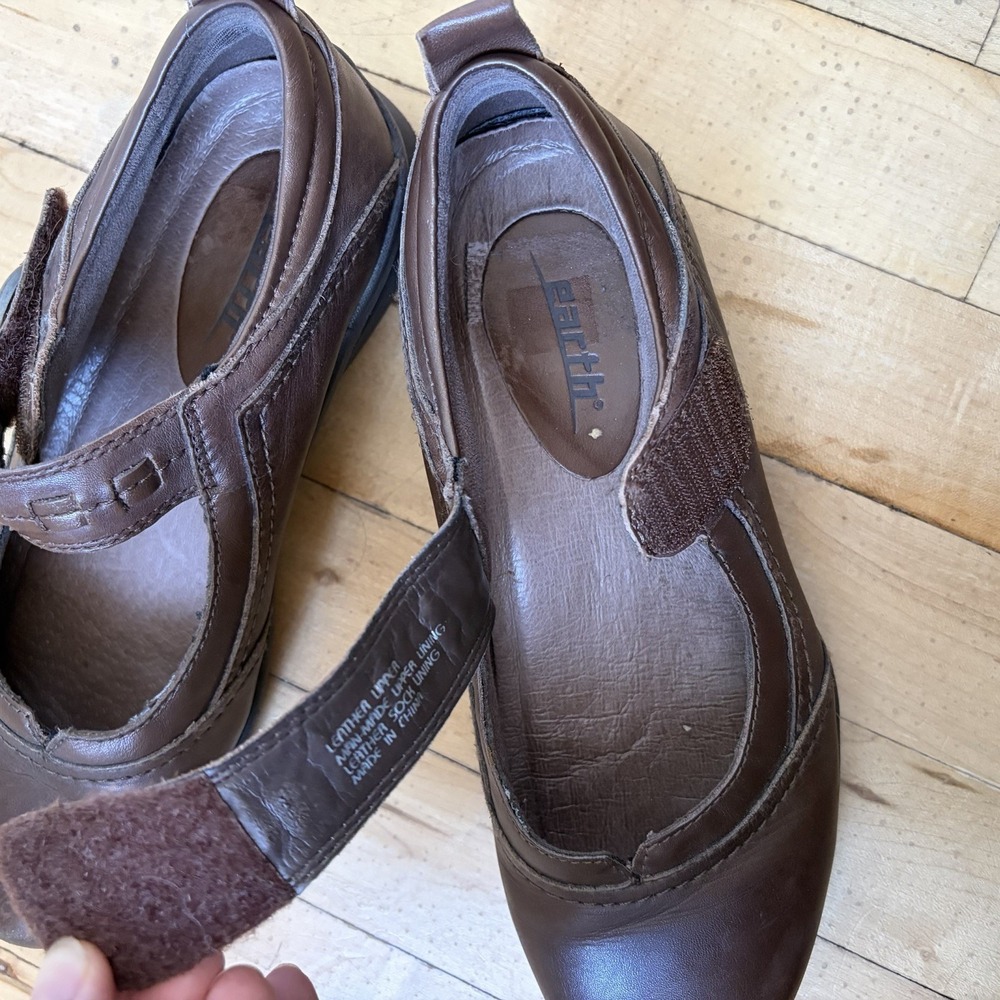 Earth Shoes Womens Sz 6.5 B Angelica Mary Jane Flats Brown Leather Hook And Loop - Picture 9 of 9